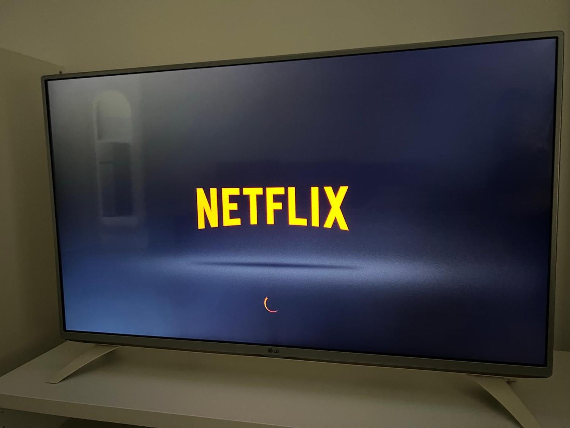 Duomo A 20 Minuti Netflix Wifi Da Juls Home Rozzano Exteriör bild
